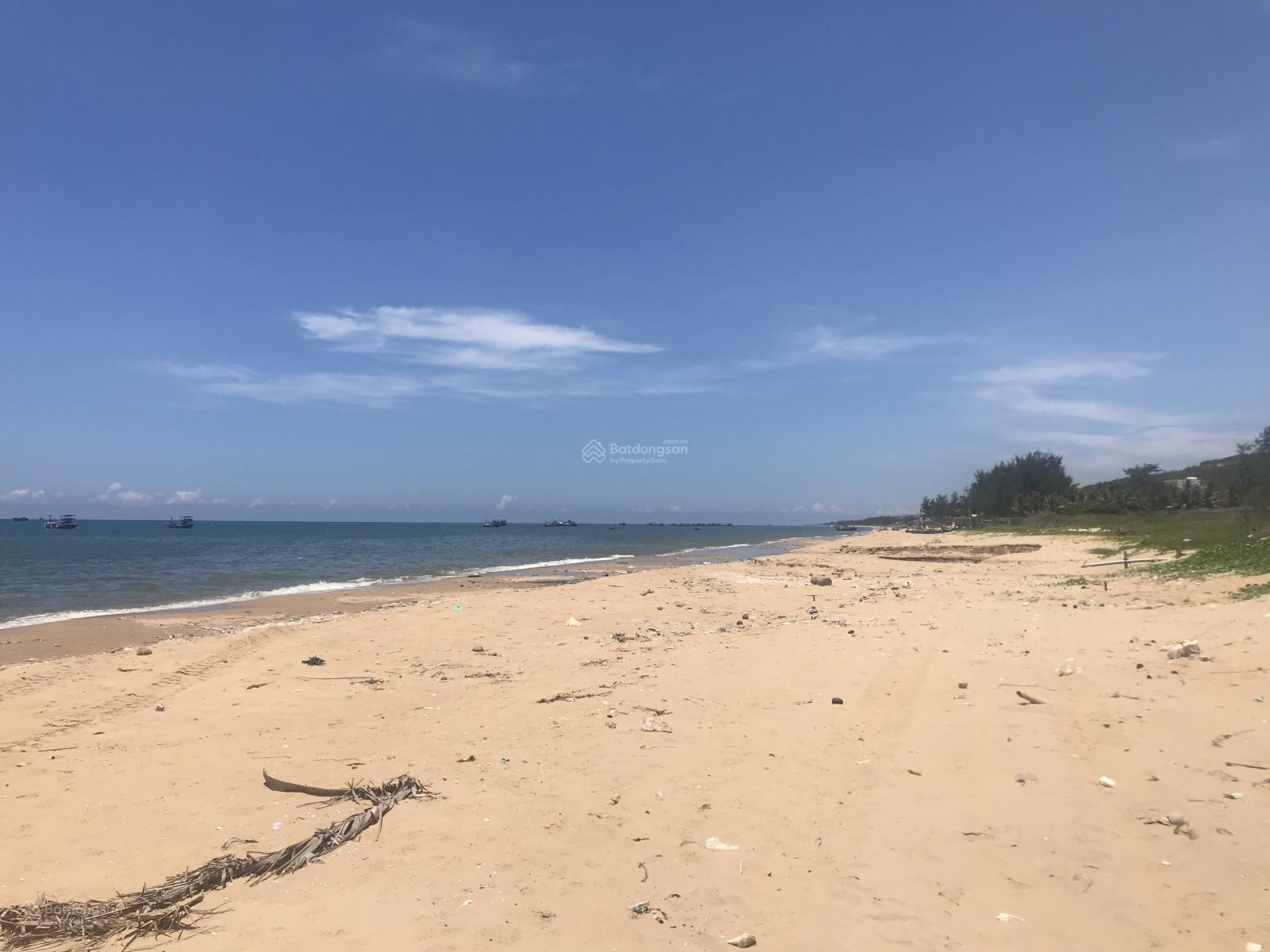 Bán lô đất bên đồi hướng biển ở Tiến Thành - 685m2 giá 5,2 tỷ. LH: 0974090487