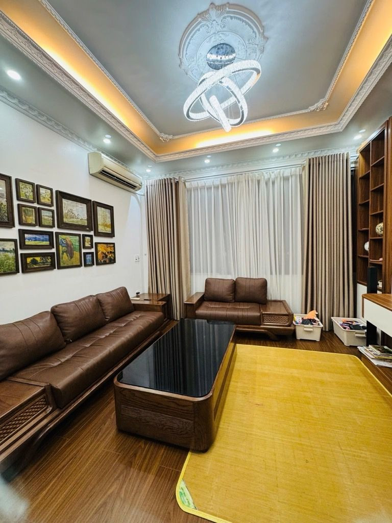11.7 tỷ – Kế Lạc Trung 48m² x 6 tầng thang máy, lô góc thoáng sáng, 10m ra ô tô tránh, khu dân trí cao