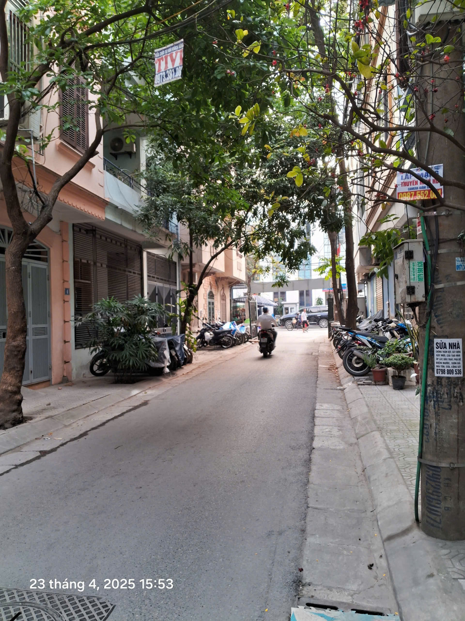 Cho thuê nhà nguyên căn Phố Lạc Trung, 4 tầng x 40m2, 4 ngủ, 16 Triệu/ tháng