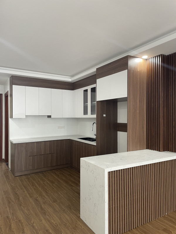 Bán nhà Lạc Trung (HBT) 46m, 6 tầng, mt 3.6m, giá 14.8 tỷ