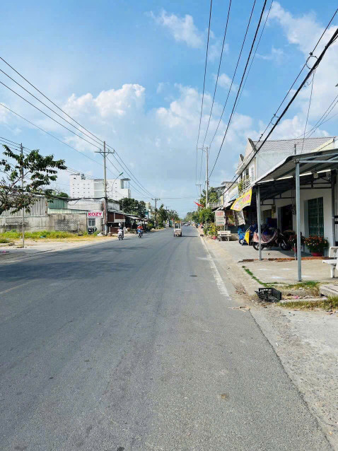Bán đất Nền LÔ GÓC MẶT Tiền Đường Lâm Quang Ky kế số hẻm 1081 Lâm Quang Ky, Phường An Hoà, Thành phố Rạch Giá, tỉnh Kiên Giang ( nay là Phường Rạch Giá, tỉnh An Giang)