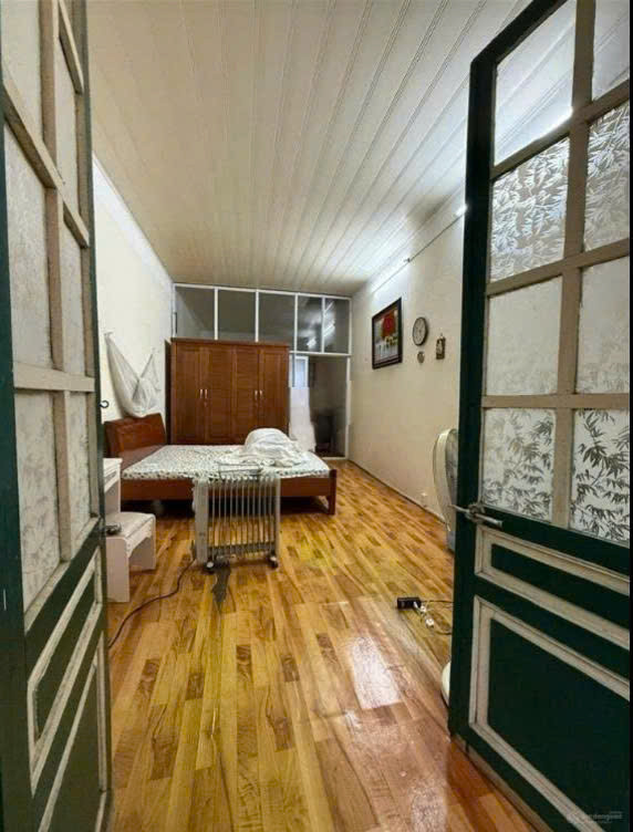 Cho thuê nhà ngõ 51 Phố Lãn Ông, 130m2 x 2 tầng cho cải tạo, Cà Phê, Home Stay..