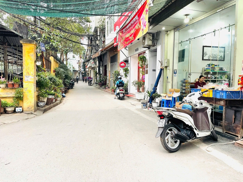 Bán nhà Láng - Vũ Ngọc Phan (Đống Đa) 48.6m, 5 tầng, mt 3.7m, giá 12.5 tỷ