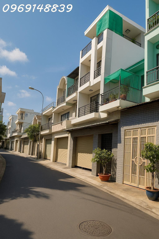 Siêu phẩm 3T MT 4.4m ngay chợ vải Phú Thọ Hòa