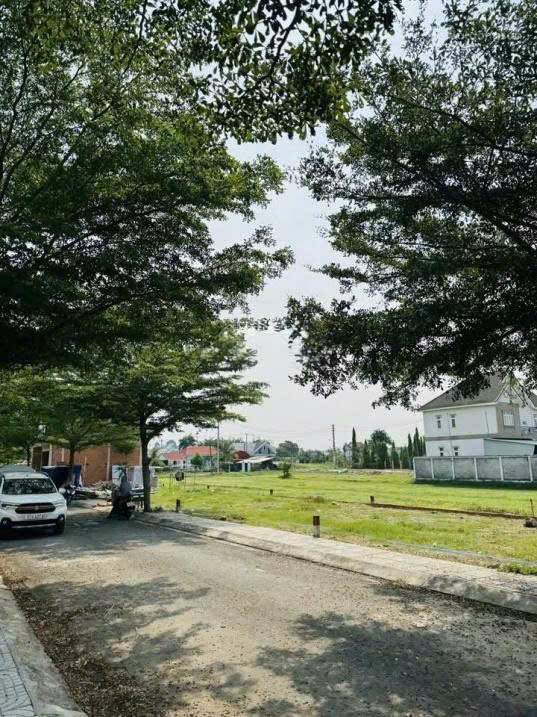 Cần Bán Gấp Lô Đất Mặt Tiền Trung Tâm Thủ Dầu Một, Bình Dương