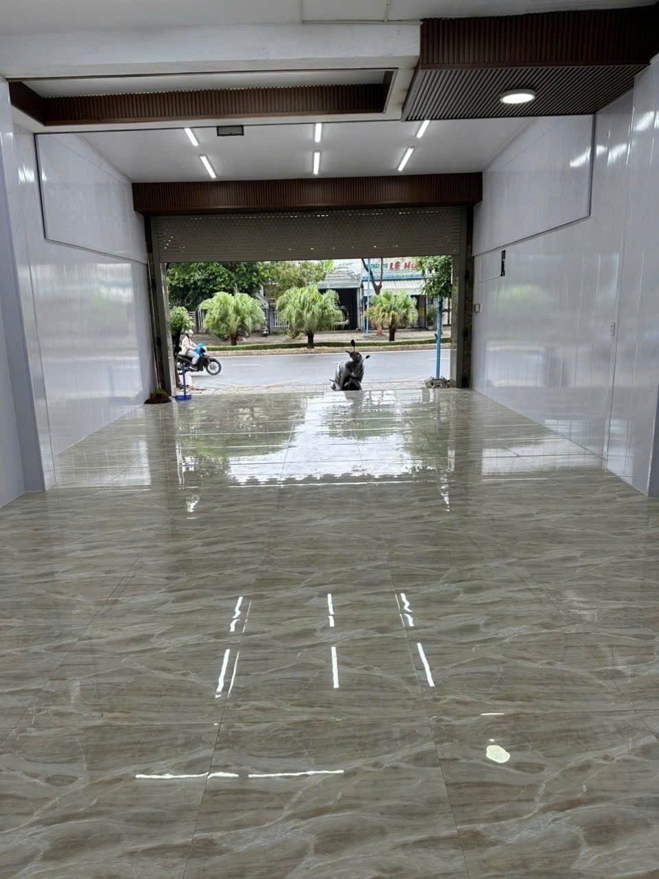 🏠 BÁN NHÀ MẶT TIỀN LÊ ĐẠI HÀNH - CẨM LỆ, NHÀ 2 TẦNG KINH DOANH TỐT - ĐƯỜNG 33M VỈA HÈ RỘNG - GIÁ 10X TỶ