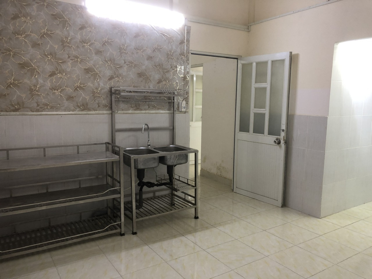 Nhà mới cho thuê đường Lê Đình Cẩn Quận Bình Tân