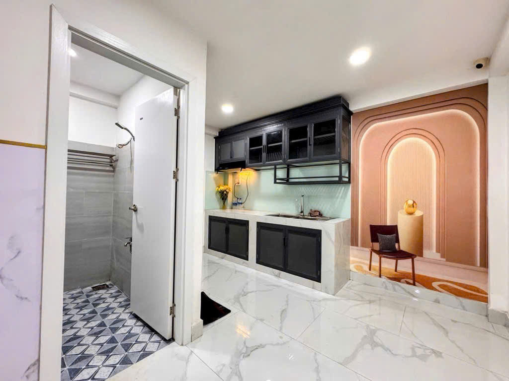 HẺM ĐẸP XE HƠI - LÊ ĐÌNH CẨN - 2 TẦNG MỚI ĐẸP 40M2 - SỔ ĐẸP NỞ HẬU HOÀN CÔNG ĐỦ - GIÁ 3.65T