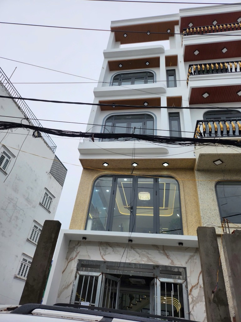 Bán nhà 5 tầng 213/13C Lê Đình Cẩn – Ngay chợ – Khu biệt thự