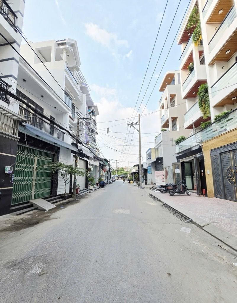 BÁN NHÀ ĐẸP 4 TẦNG 72M2 5PN SÁT KHU TÊN LỬA XE HƠI ĐỖ CỬA NHIK 7 TỶ