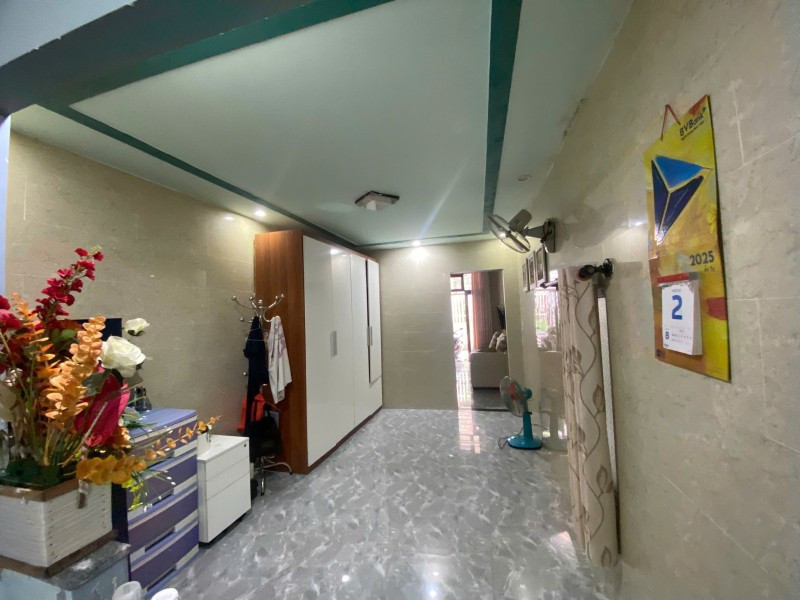 # Nhà Kiệt 3m thẳng 60m ra MT Lê ĐÌnh Lý, 58m2, gác đúc, KD, nhỉnh 3 tỷ