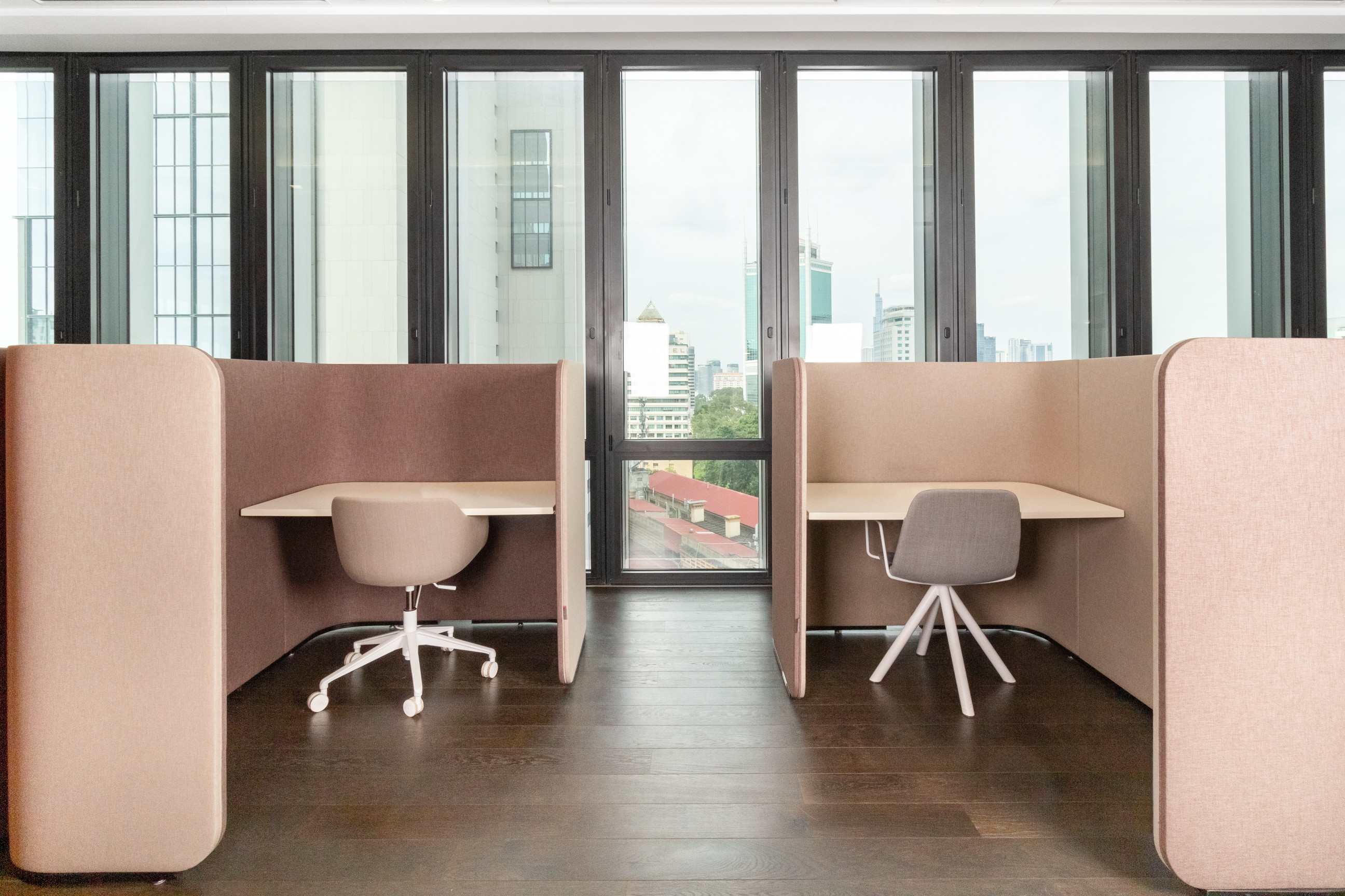 Trọn gói quyền sử dụng tại Regus Deutsches Haus