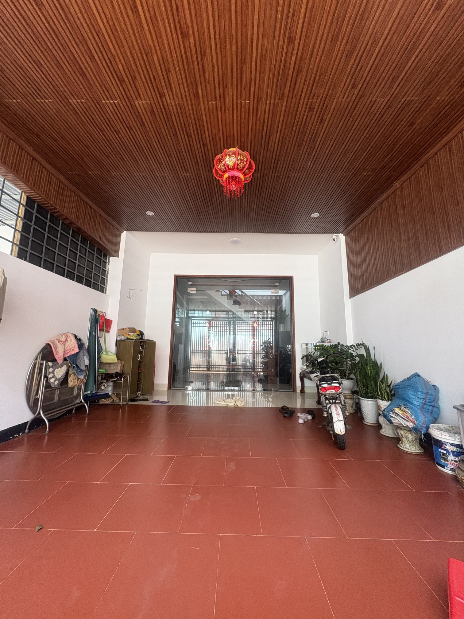 Nhà mê hẻm chính Lê Duẩn tặng kèm full nội thất trong nhà