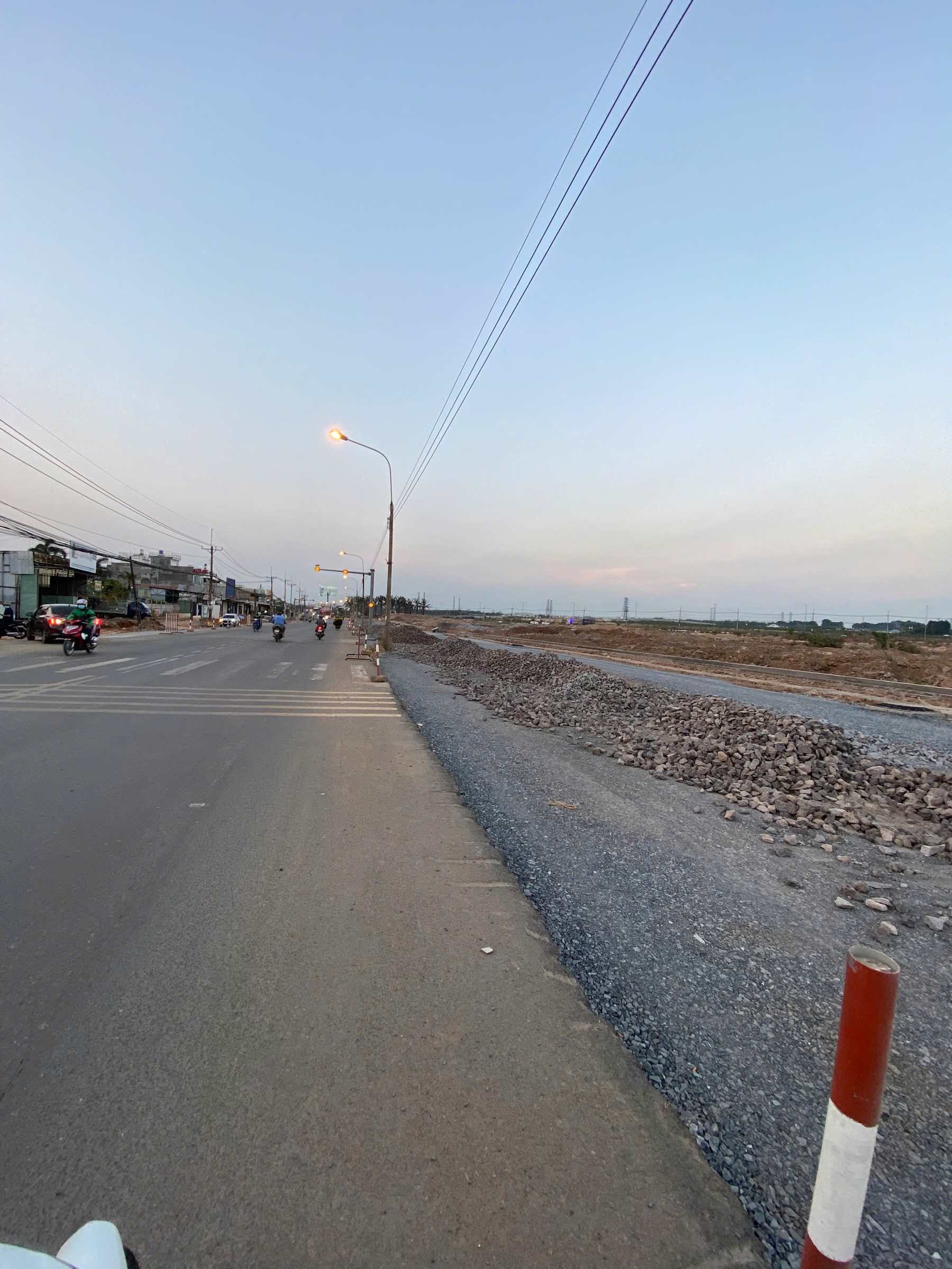MẶT TIỀN LÊ DUẨN – ĐỐI DIỆN KHU TM-DV 77HA – CƠ HỘI VÀNG ĐÓN SÓNG SÂN BAY LONG THÀNH