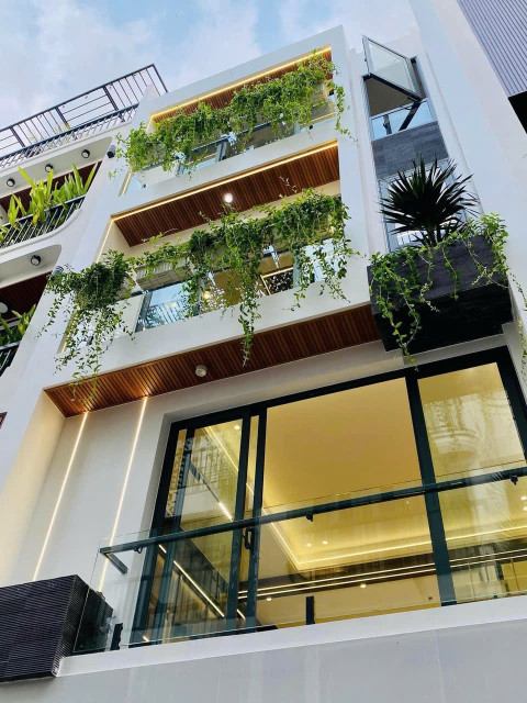 Cần tiền bán gấp đường Lê Đức Thọ, Quận Gò Vấp. giá 4,29tỷ/40,5m2. Gần Lottemart. Liên hệ: 0936436684