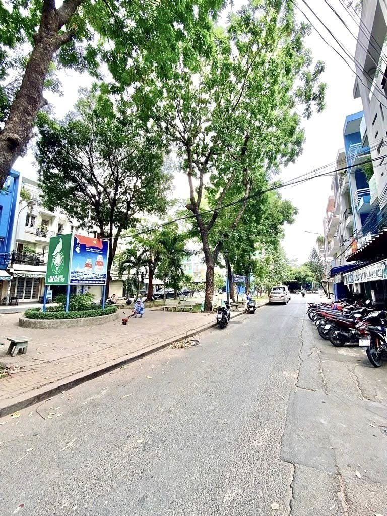 12❌22m, BÁN NHÀ GÓC 2 MẶT TIỀN ĐƯỜNG 12M, KINH DOANH ĐỈNH, CC DREAM HOME, GV, 18.x TỶ