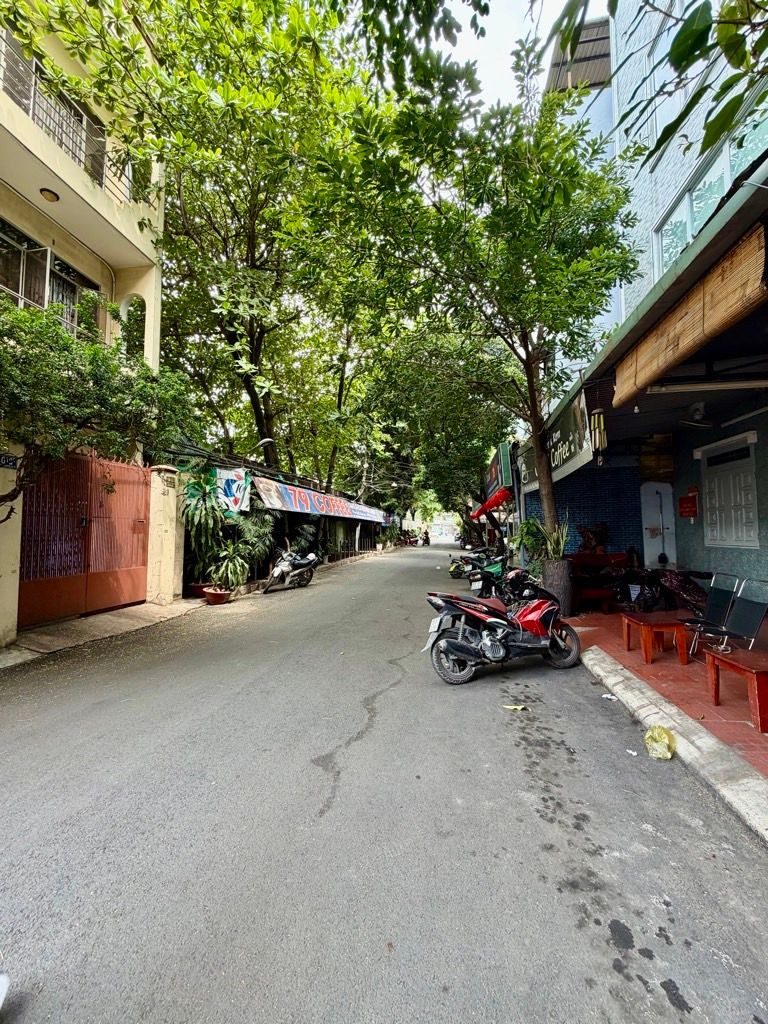 Bán nhà Lê Đức Thọ 4 tầng sổ hồng riêng hẻm xe tải khu víp