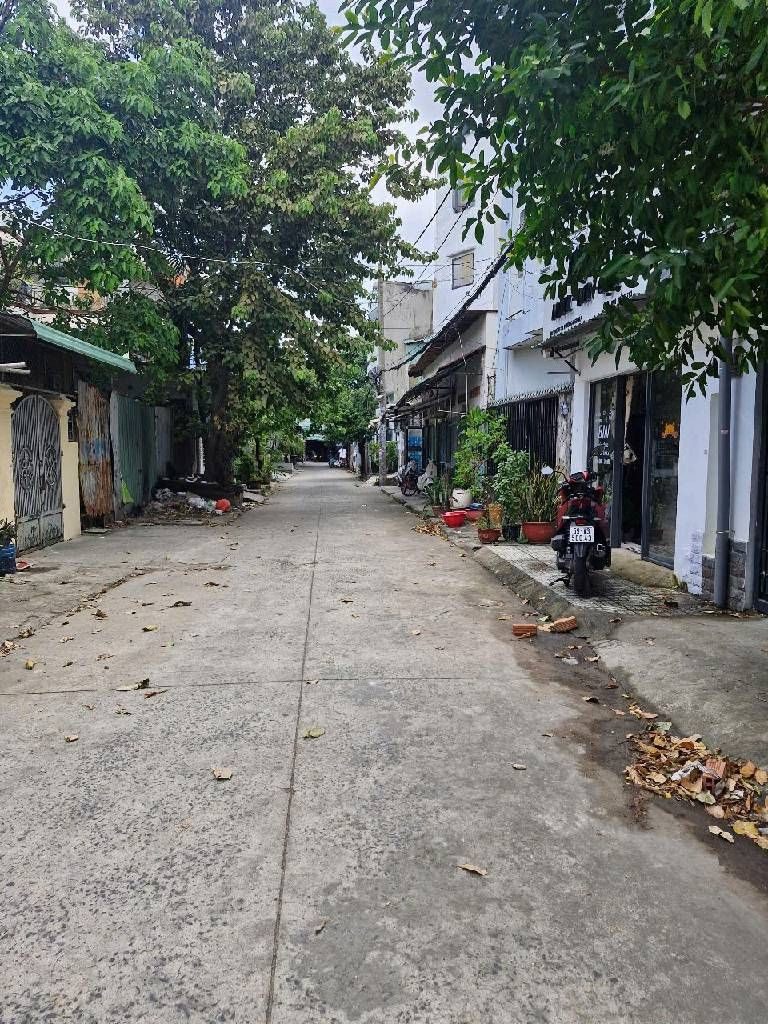 Nhà bán lê đức thọ sổ hồng riêng, hẽm xe hơi
