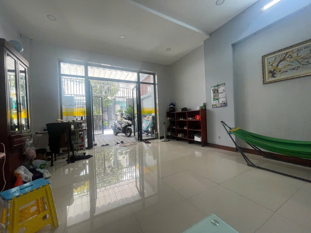 NHÀ PHỐ 1 TRỆT 1 LẦU GẦN NHÀ THỜ NỮ VƯƠNG HOÀ BÌNH  LÊ ĐỨC THỌ- P. 13 -QUẬN GÒ VẤP
