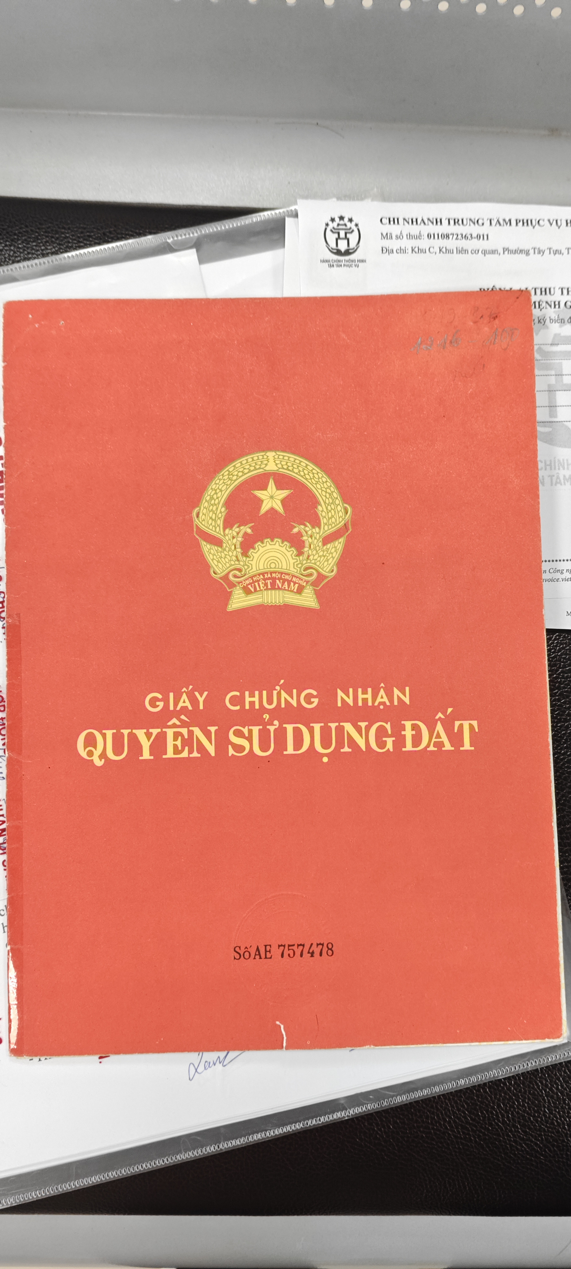 Bán khẩn căn chung cư gần phố lê đức thọ 90m2 chưa bao gồm sân vườn, 3 ngủ 2 vệ sinh, giá 7,x tỷ