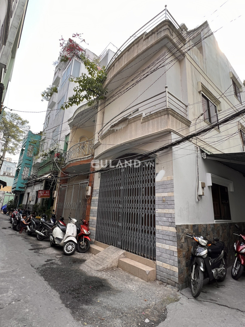 Bán nhà 2 mặt tiền hẻm 1/ Lê Hồng Phong, Quận 10. DT: 4.2x12.2m (nở hậu) kết cấu: 1 trệt, 2 lầu