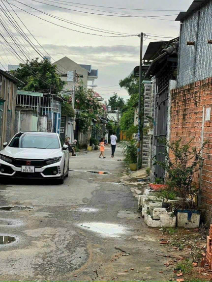 Nhà Khu 8 Phú Hoà Khu Dân Cư Đông Đúc