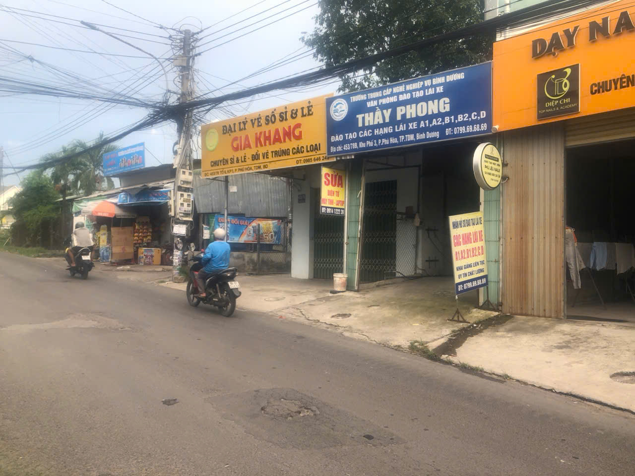 Bán nhà mặt tiền kinh doanh xôm gần trường học, 144m2 giá 4.15 tỷ, có giá tốt đầu tư