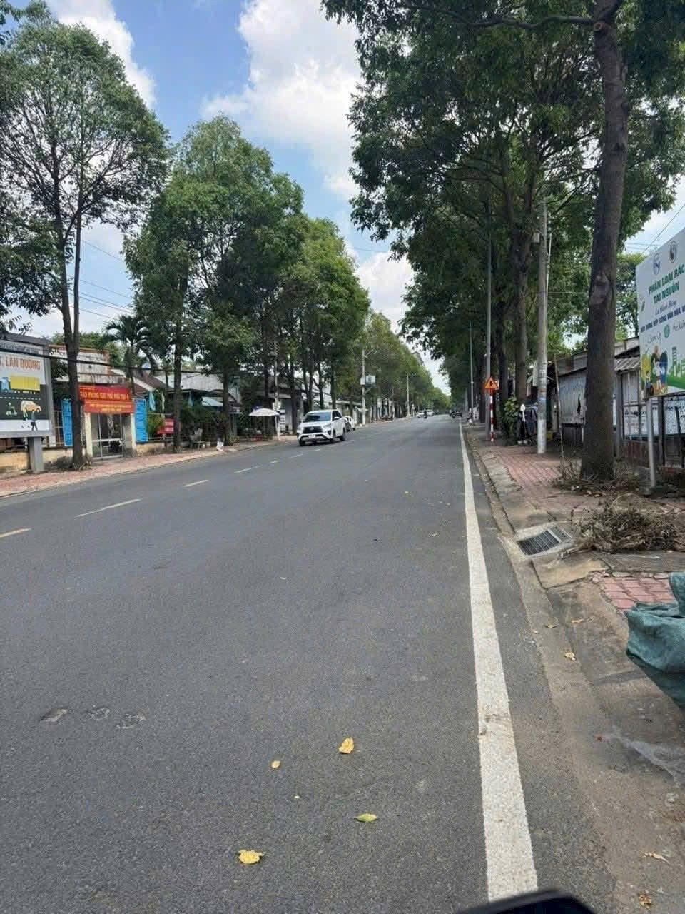 9m Mt Kinh doanh Lê Hồng Phong-Phú Thọ cũ (phường Thủ Dầu Một-TP.HCM) giá êm