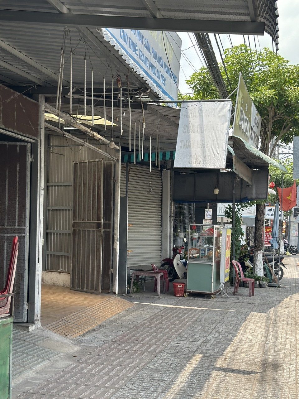 🔥 HÀNG NGỘP TRÀ NÓC - GIÁ RẺ HƠN THỊ TRƯỜNG 1.5 TỶ 
🚨 CẮT LỖ SÂU KỶ LỤC - 1 TỶ 5 BAY TRONG NỐT NHẠC 🚨
Chủ không gồng nổi lãi, chấp nhận "buông tay" để cứu nét. Cơ hội hiếm có cho anh em săn hàng ngộp ngay thủ phủ công nghiệp Cần Thơ!
căn mặt tiền Lê Hồ