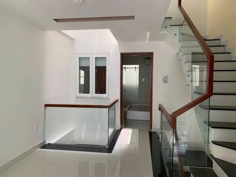 **Bán nhà 5 tầng mặt tiền Lê Lai** phường 12, Tân Bình; (4,6x16) căn góc 2MT