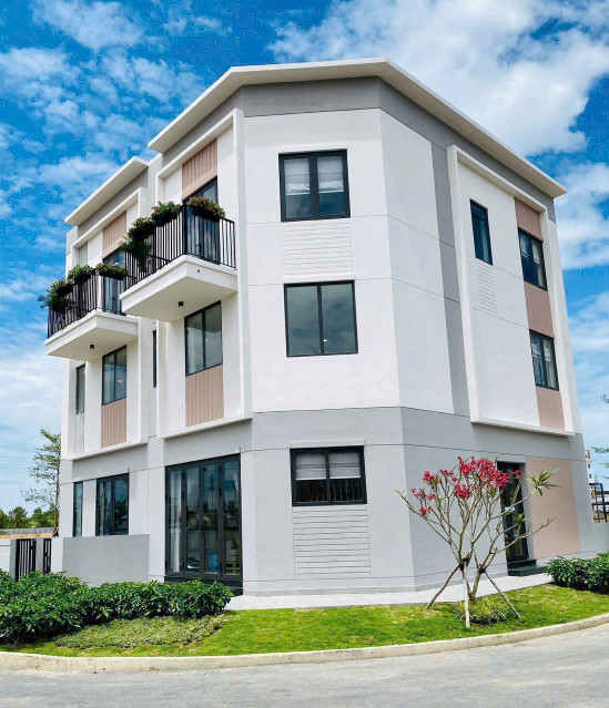 Nhà Ở Xã Hội 1 Trệt 1 Lửng 1 Lầu, Gần Công Viên, Hồ Bơi