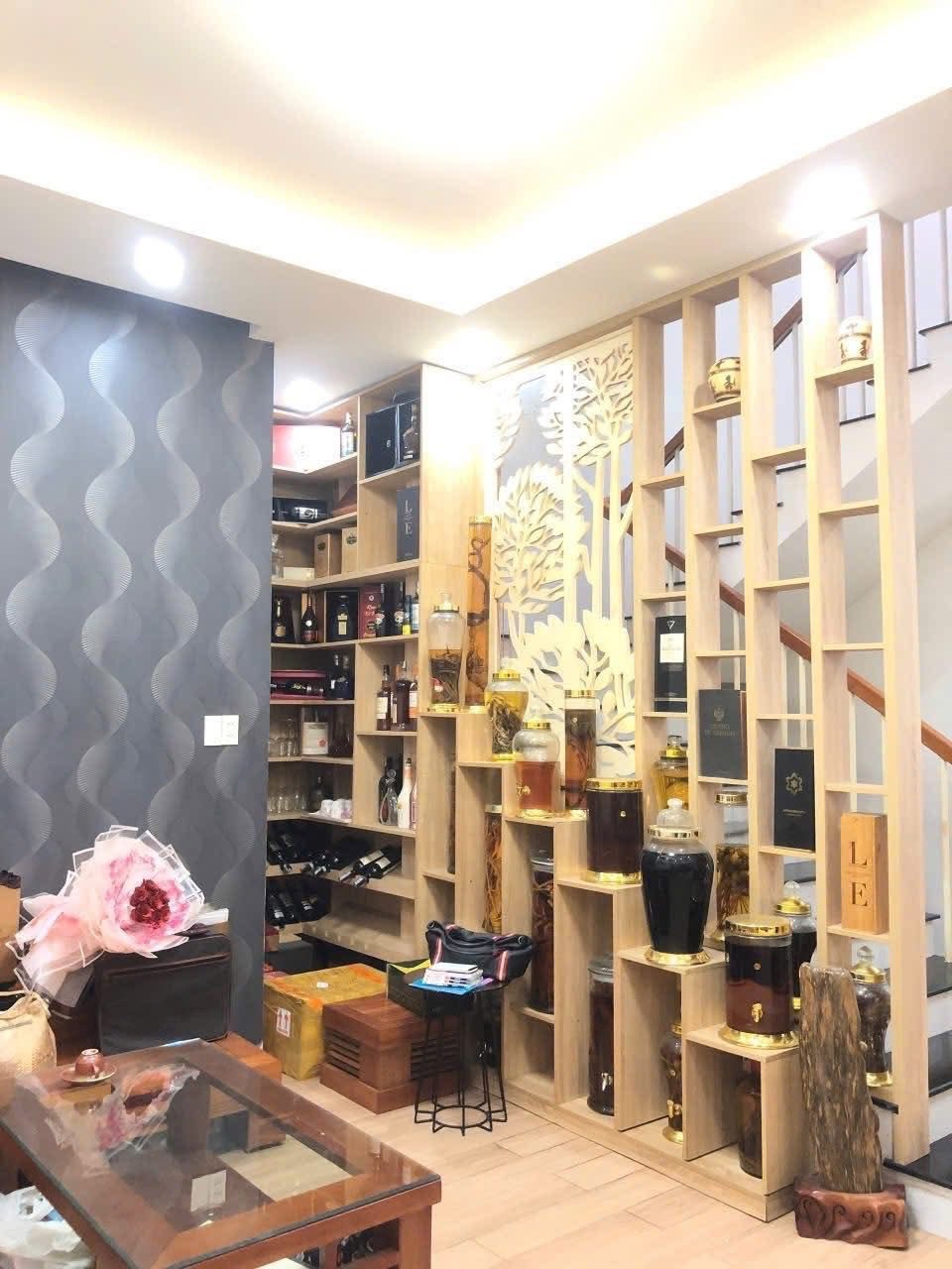 Bán nhà 3 Tầng đường Lê Lợi - Hải Châu - Đà Nẵng - Giá 15.9 tỉ