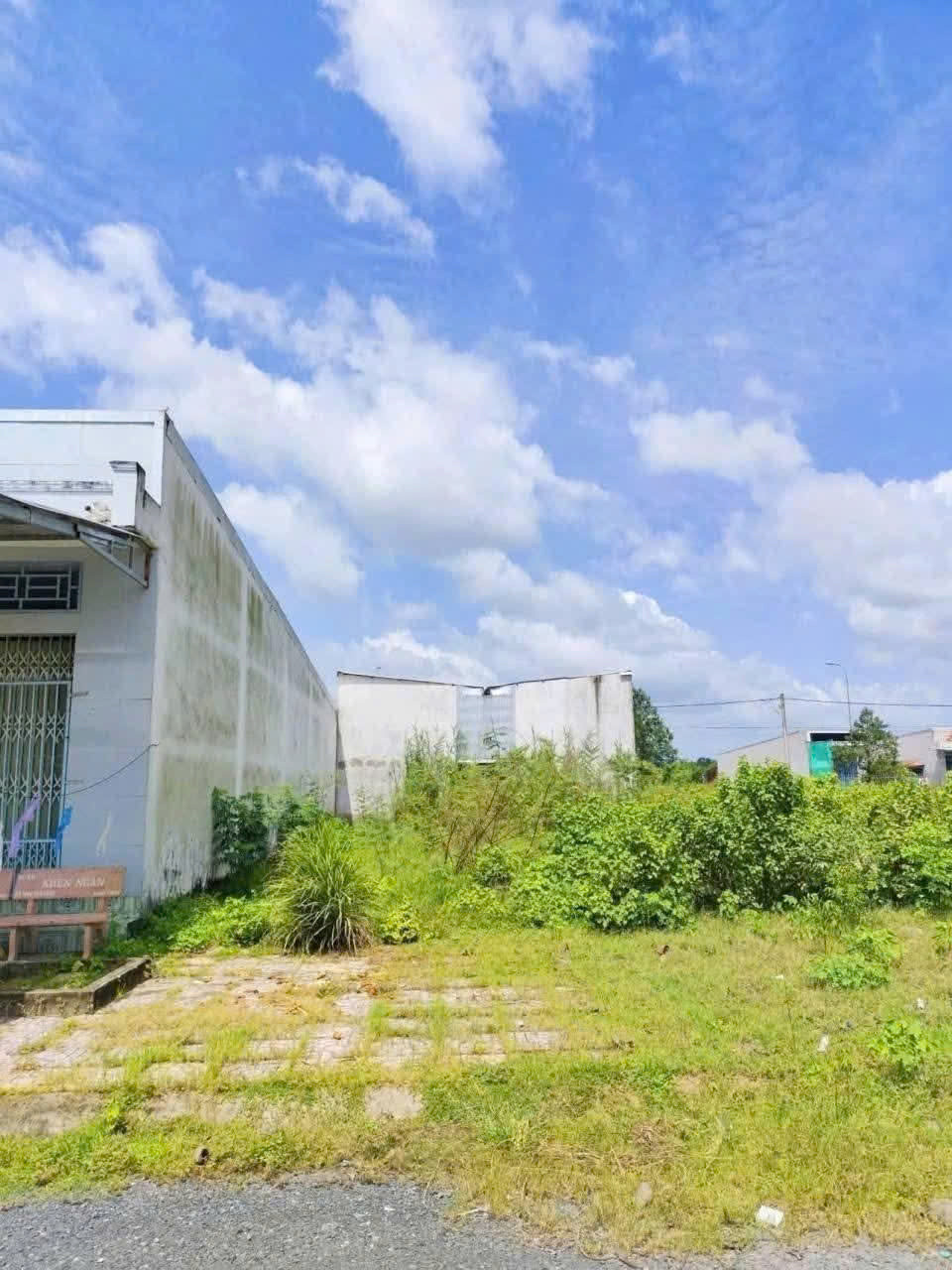 BÁN GẤP LÔ ĐẤT GIÁ RẺ CHỈ 605 TRIỆU – 1 SẸC LÊ MINH NHỰT, TÂN AN HỘI, CỦ CHI – SỔ HỒNG RIÊNG
