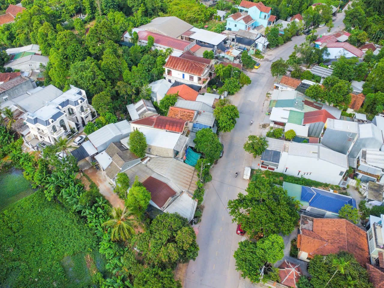 Nhà vila lê ngô cát TP Huế cách mt 50m