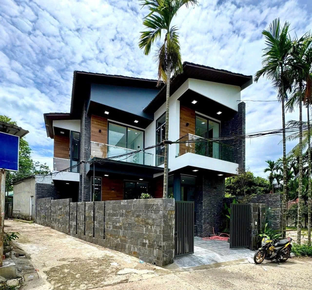 Bán nhà 2 tầng 2 mặt tiền kiệt Lê Ngô Cát , cách MT đúng 40m vị trí khá đẹp để an cư - nhỉnh 3 Tỷ ✅