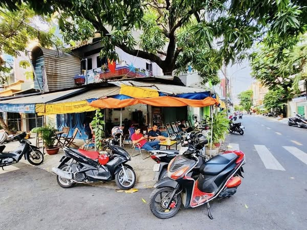 LÔ GÓC - 2 MẶT TIỀN ĐẮC ĐỊA – 124M2 NGANG HƠN 8 – DOANH THU 200TR NHỈNH 9