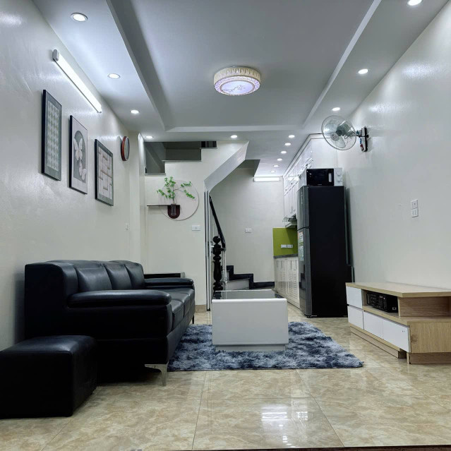 Cho thuê nhà mới đẹp Lê Quang Đạo, 35m2, 5 tầng, 3 ngủ, 14 Triệu KD online, ở hộ gia đình