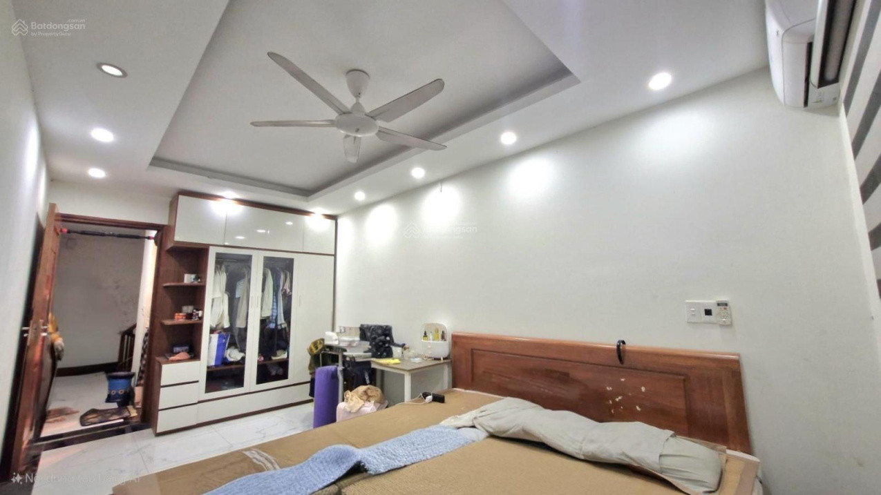 BÁN NHÀ 5TẦNG, 3 PHÒNG NGỦ, NGÕ LÊ QUANG ĐẠO - NAM TỪ LIÊM - GIÁ HỜI 6.5 TỶ - SỔ ĐỎ CHÍNH CHỦ