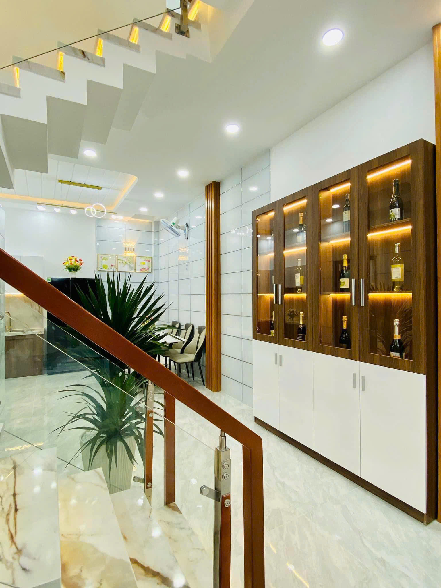 Nhà LÊ QUANG ĐỊNH, Bình Thạnh 42,5m² giá chỉ 3.4ty bê tông cốt thép, sổ hồng riêng,hẽm xe hơi 4m.