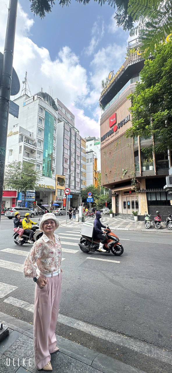 BÁN NHÀ HÀNG NHẬT CHIYODA SUSHI - CĂN GÓC 2 MẶT TIỀN SỐ 256 LÊ THÁNH TÔN & TRƯƠNG ĐỊNH, QUẬN 1 - NƠI HỘI TỤ GIA TRỊ KHAI THÁC VÀNG TẠI TRUNG TÂM SÀI GÒN