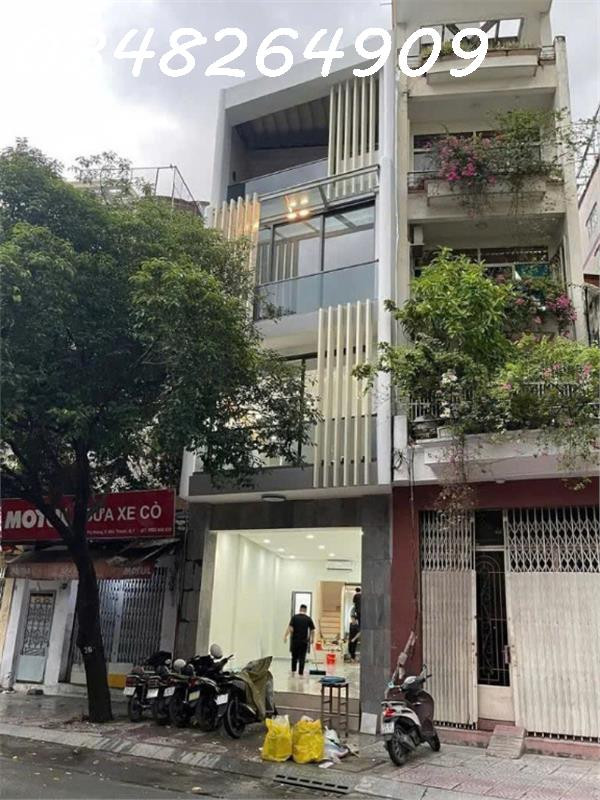 Cho thuê nhà mặt tiền 120 Lê Thị Riêng, P. Bến Thành, Q1, DT 66,7m2, 70 triệu/tháng