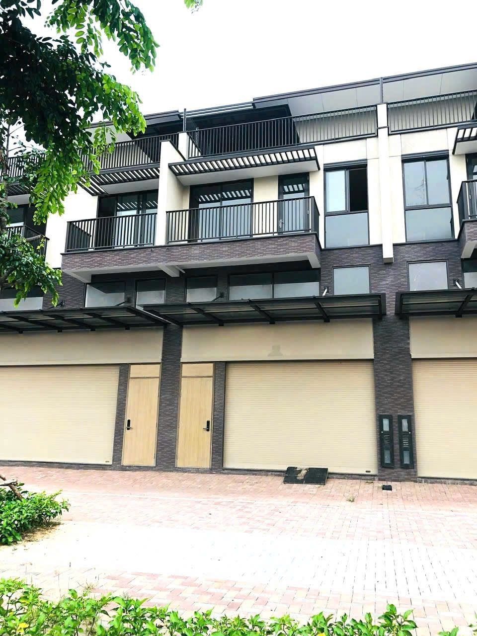 Bán nhà 90m² full thổ cư ngang 6m giá 7 tỷ tại Đường Lê Trọng Tấn Phường Cái Răng