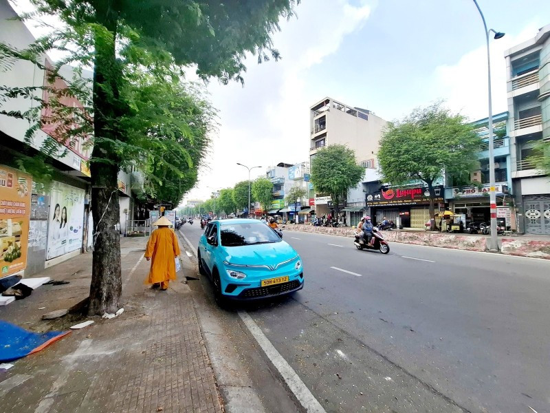 Bán nhà Mặt tiền Lê Trọng Tấn - Tây Thạnh, gần Aeon Tân Phú, 4.2x17m,4 Tầng, 15.6 tỷ.