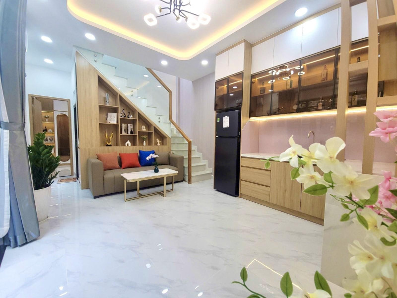 Nhà đẹp Bình Thạnh Full Nội Thất, Ôtô cạnh nhà - 37m2, ngang to 9,5m - CHỉ 5 tỷ nhỉnh