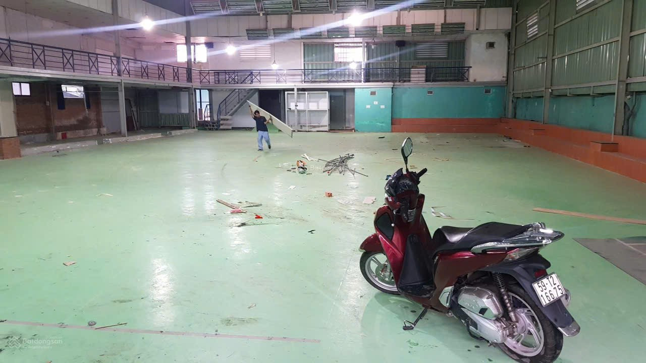 NHÀ XƯỞNG CHO THUÊ ĐƯỜNG LÊ VĂN KHƯƠNG PHƯỜNG THỚI AN QUẬN 12 DT: 800M GIÁ 45 TRIÊU