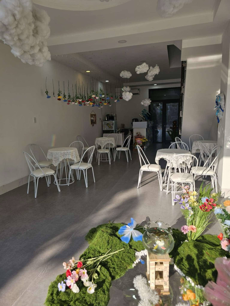 Mình cần sang quán coffee & workshop – decor xinh, gần Aeon Mall Tân An