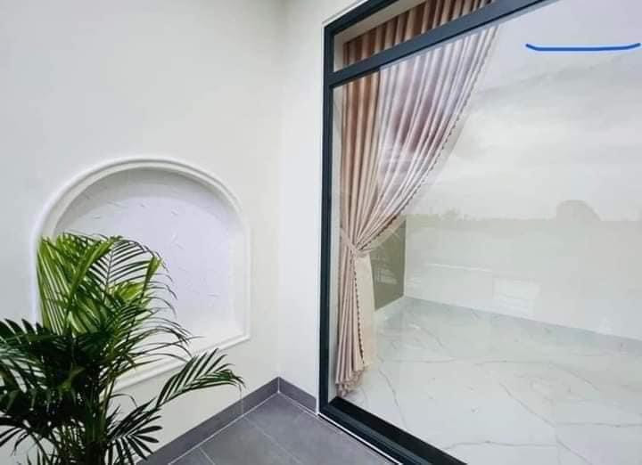 Cần Bán gấp nhà Lê Văn Lương, Quận 7, 60m2, giá 3tỷ8, 3PN,2WC, đầy đủ tiện nghi