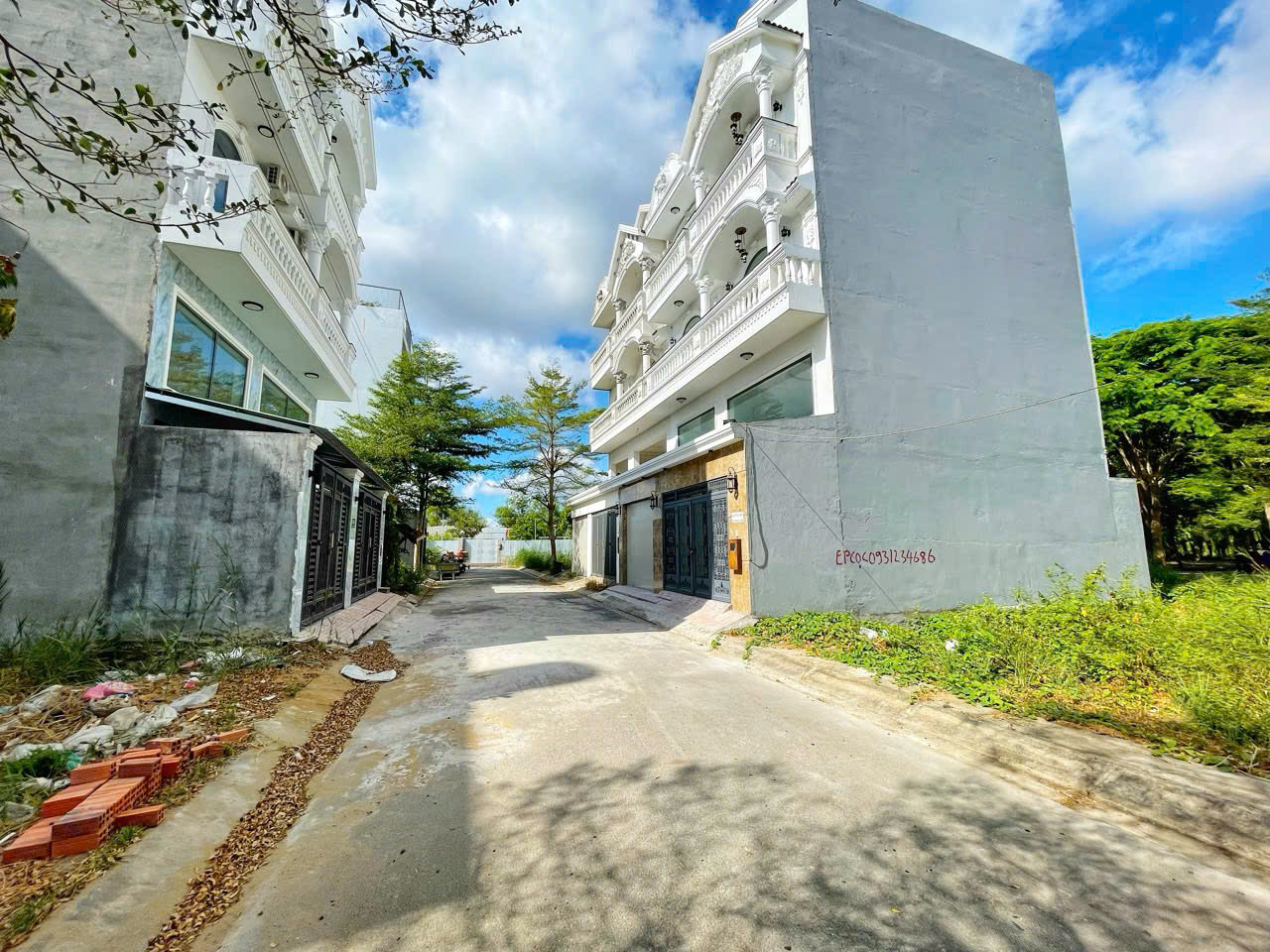 Bán đất đường Lê Văn Lương, KDC Rạch Tôm, 96m2, sổ riêng, xây tự do, 3.75 tỷ