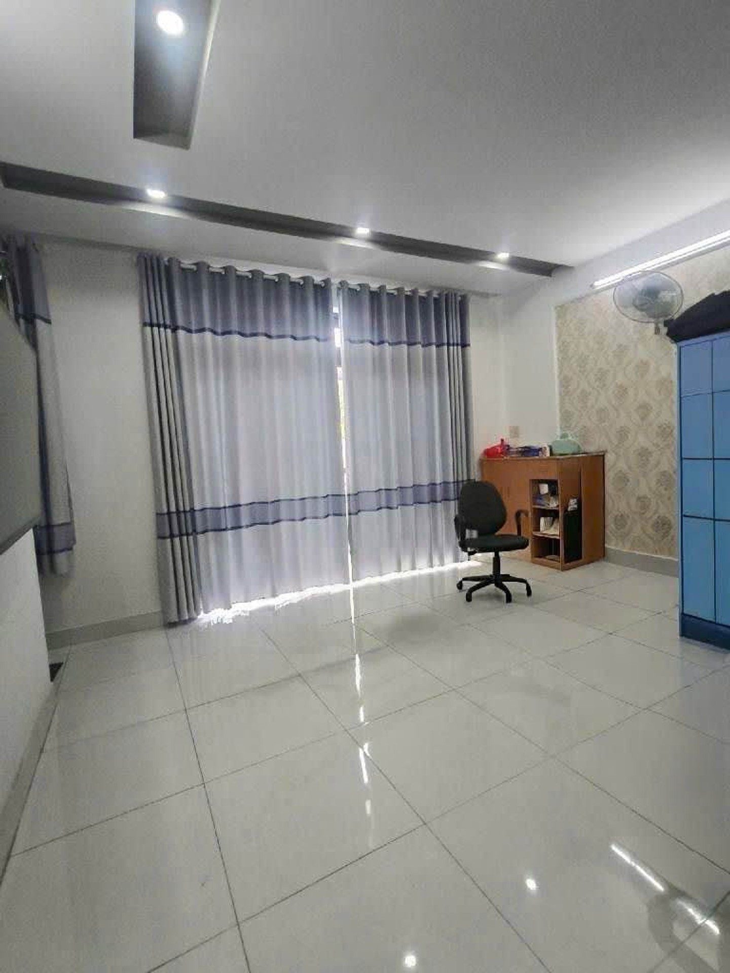 Ngay Lê Văn Quới, HXH, sát mặt tiền - 5 tầng 54m2 - Chỉ 7.2 tỷ