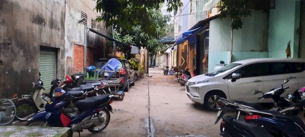 BÁN ĐẤT TẶNG NHÀ QUẬN BÌNH TÂN - 5.8 TỶ